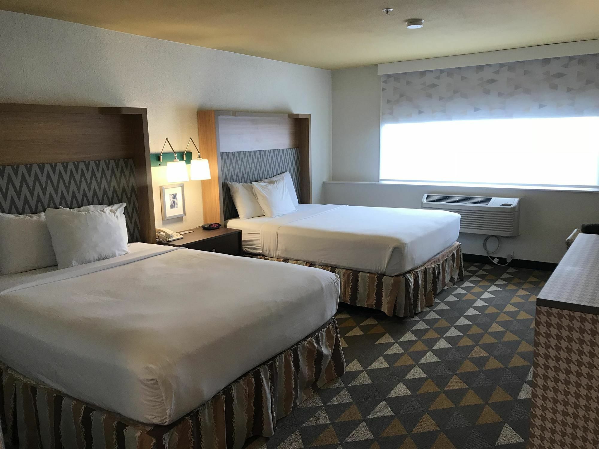 Holiday Inn Tacoma Mall By Ihg Extérieur photo