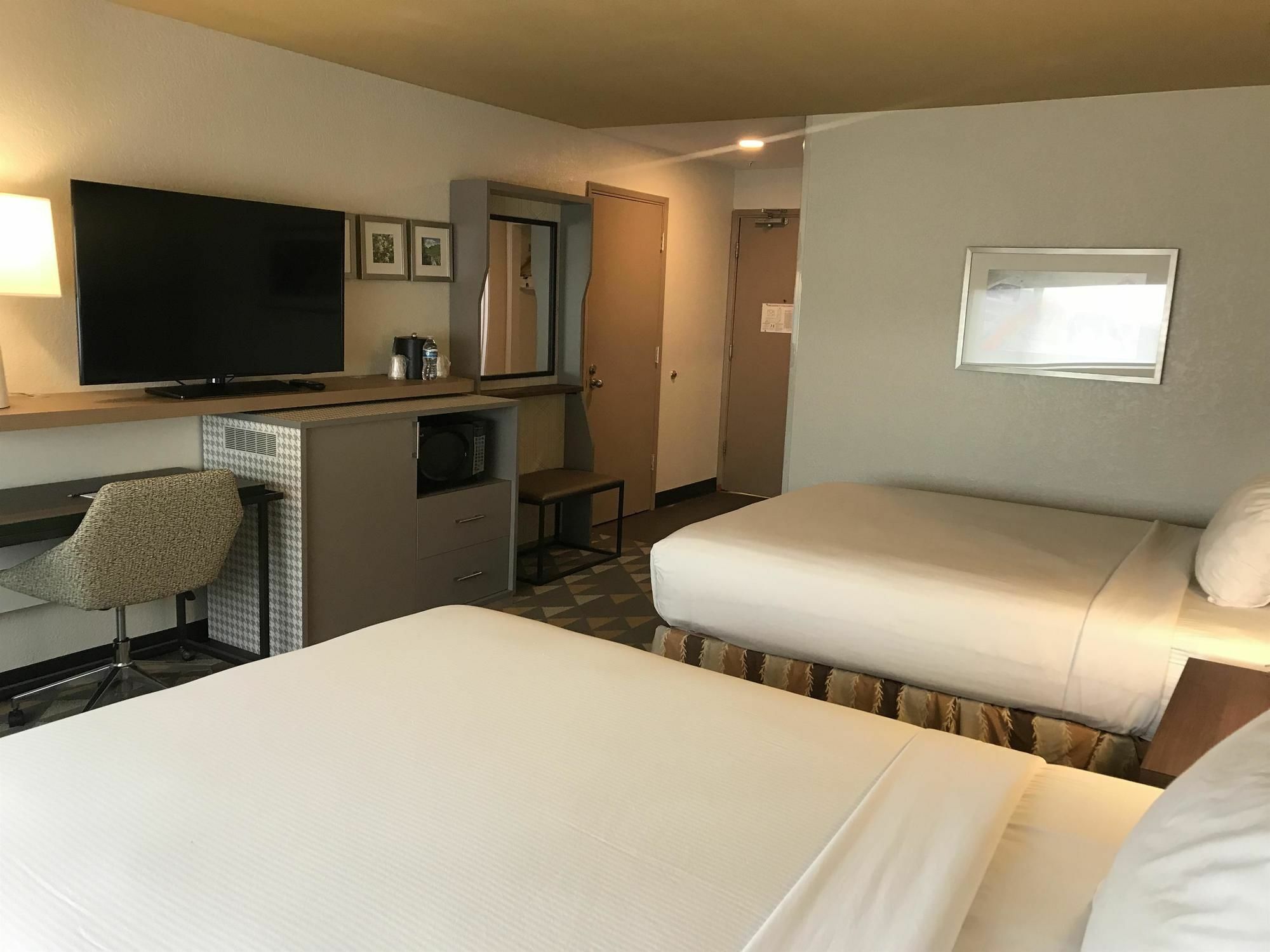 Holiday Inn Tacoma Mall By Ihg Extérieur photo